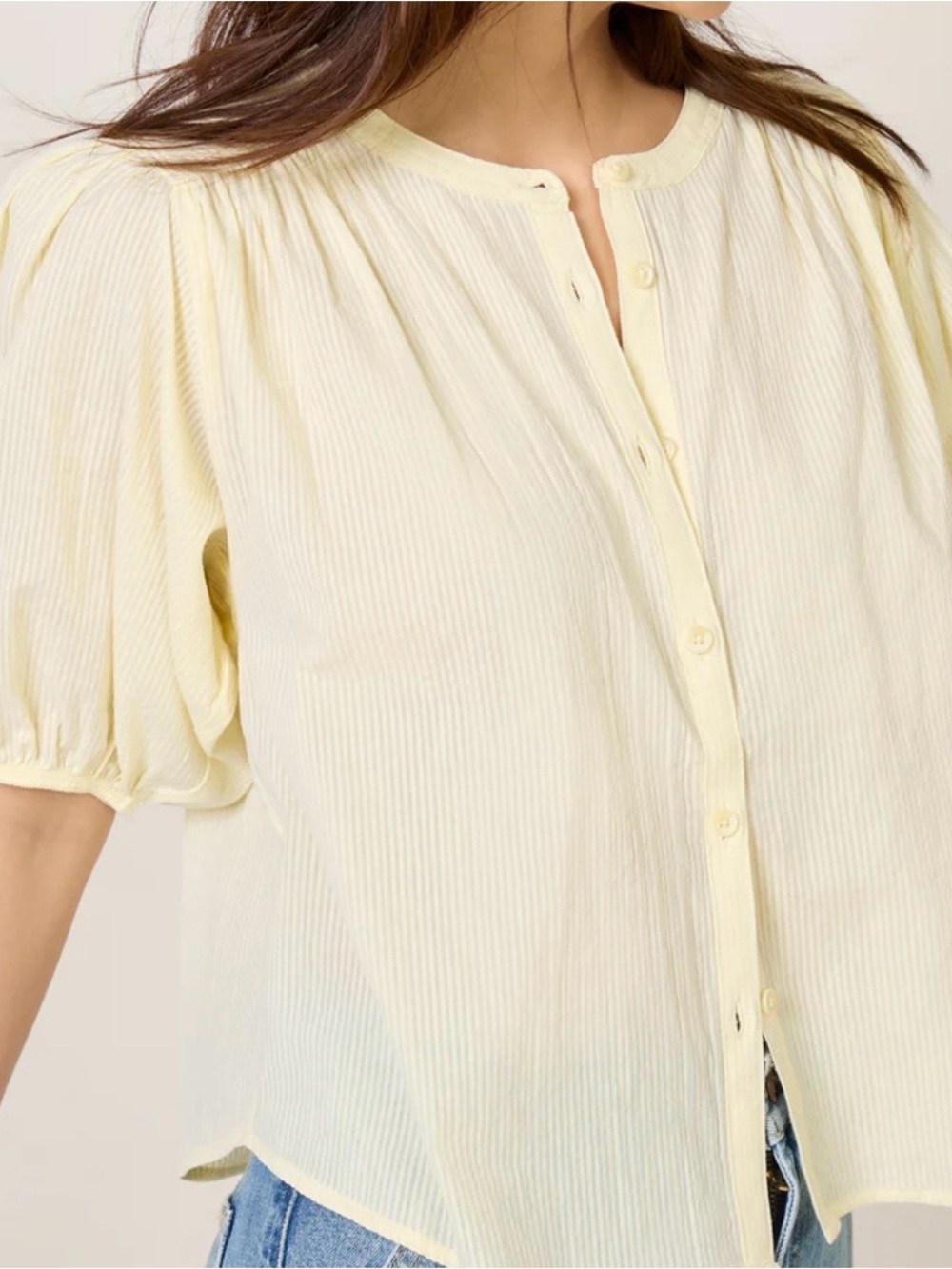 Splendid Pale Yellow Button-Front Puff Sleeve Blouse